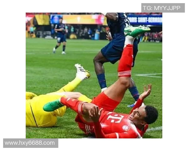 拜仁狂胜巴黎圣日耳曼5-1神扑瞬间成比赛转折点